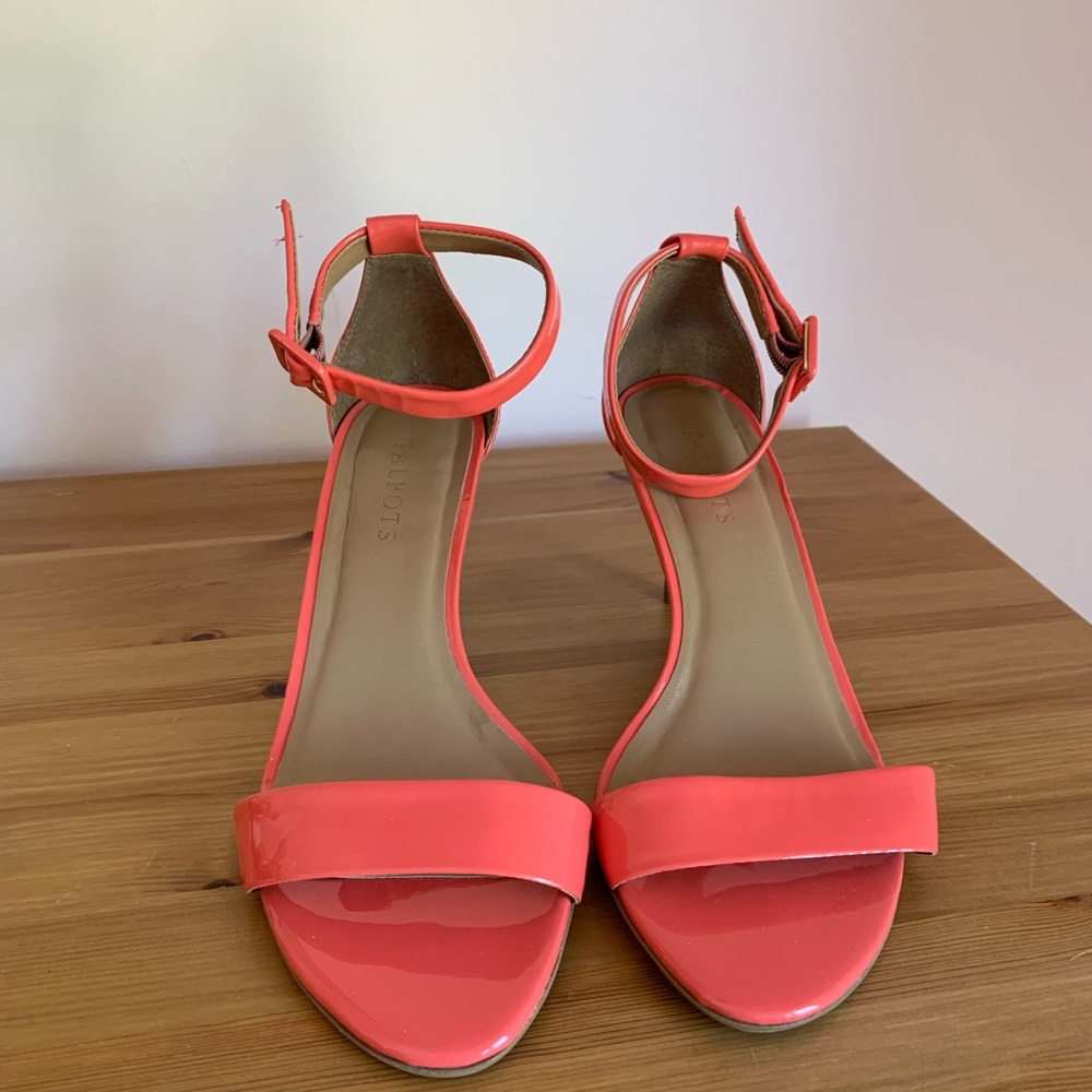 Talbots Sandals - Picture 14 of 16